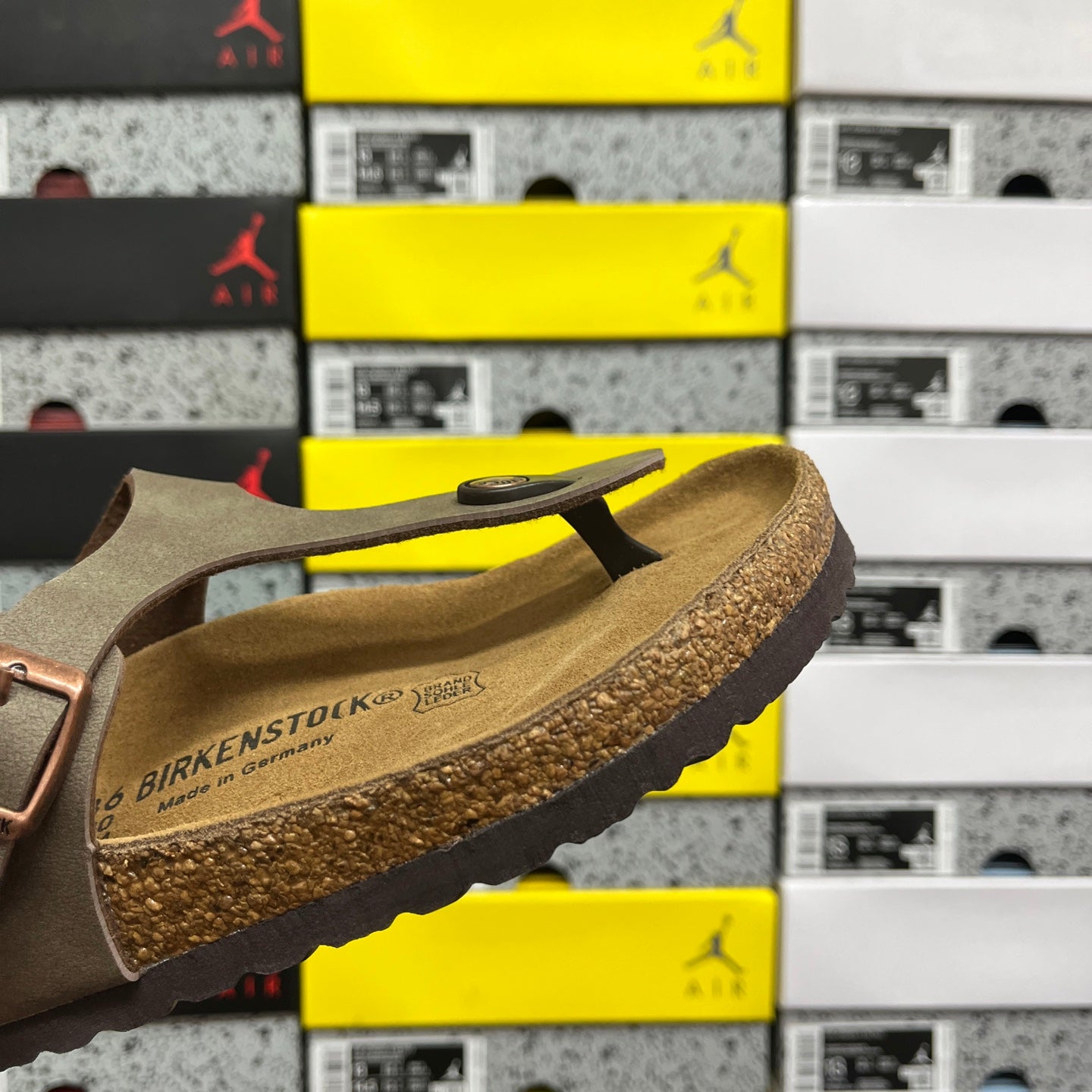 Birkenstock Gizeh Coffee