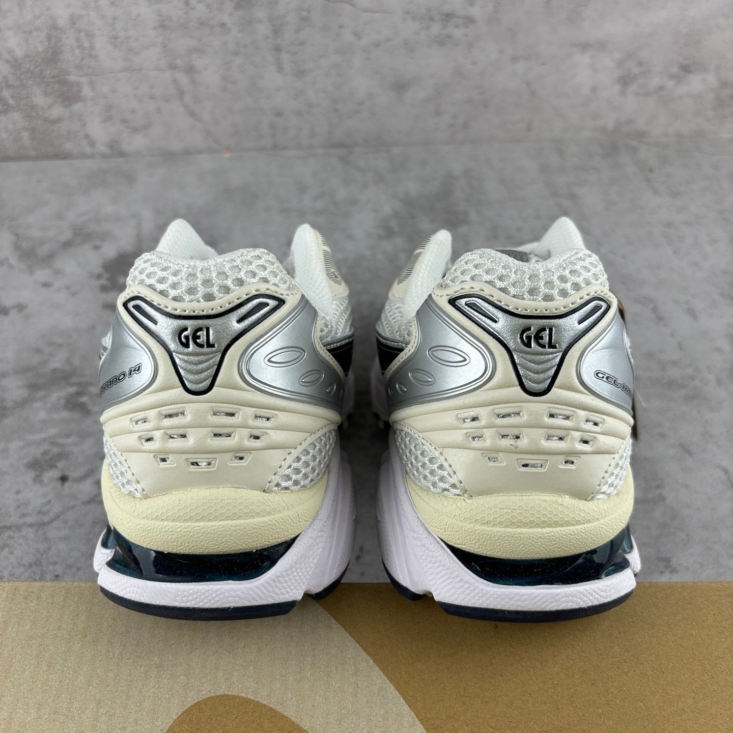 Asics Gel-Kayano 14 White Midnight