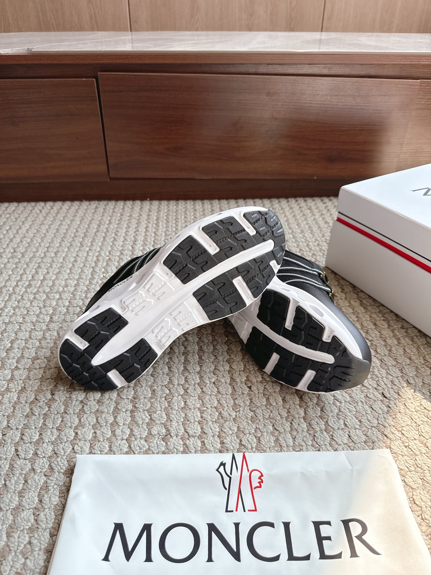 Moncler Trevor Scarpa Black