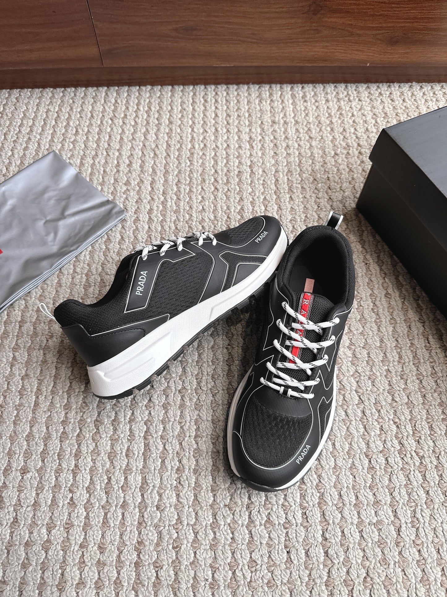 Prada Technical's Cup - (BLACK)