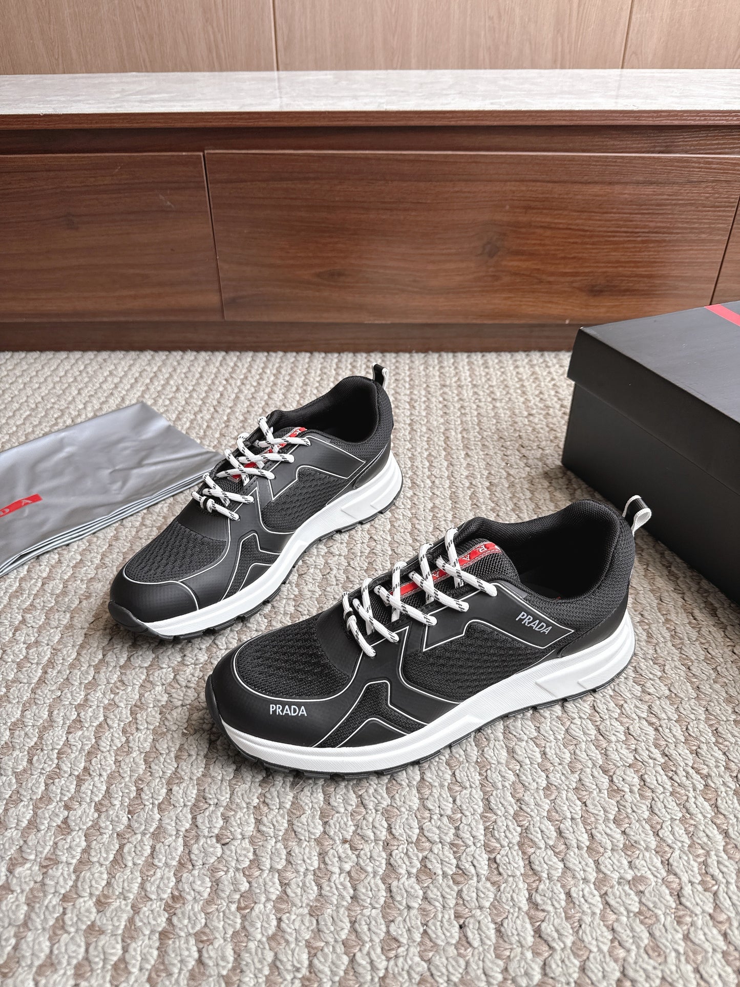 Prada Technical's Cup - (BLACK)