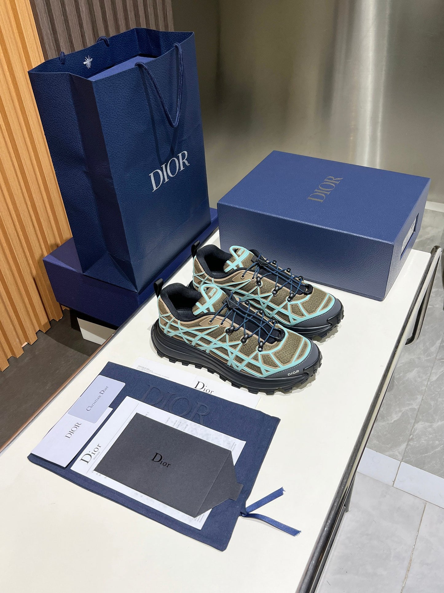 Dior B31 Mint/Khaki