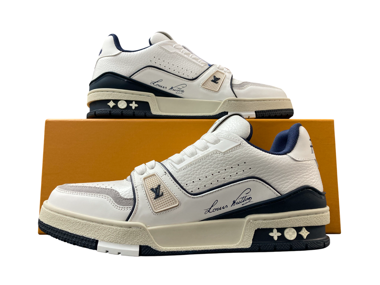 LV Trainer Signature Monogram - (WHITE/NAVY)