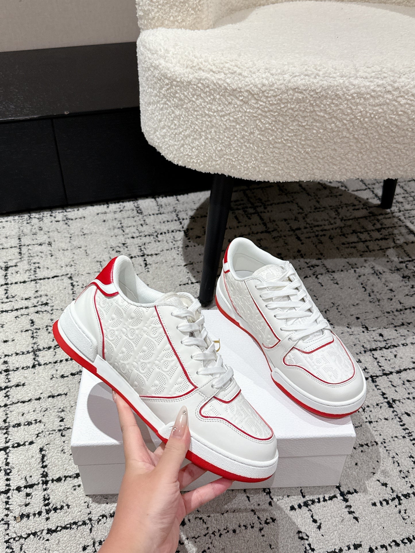 Dior One White Red