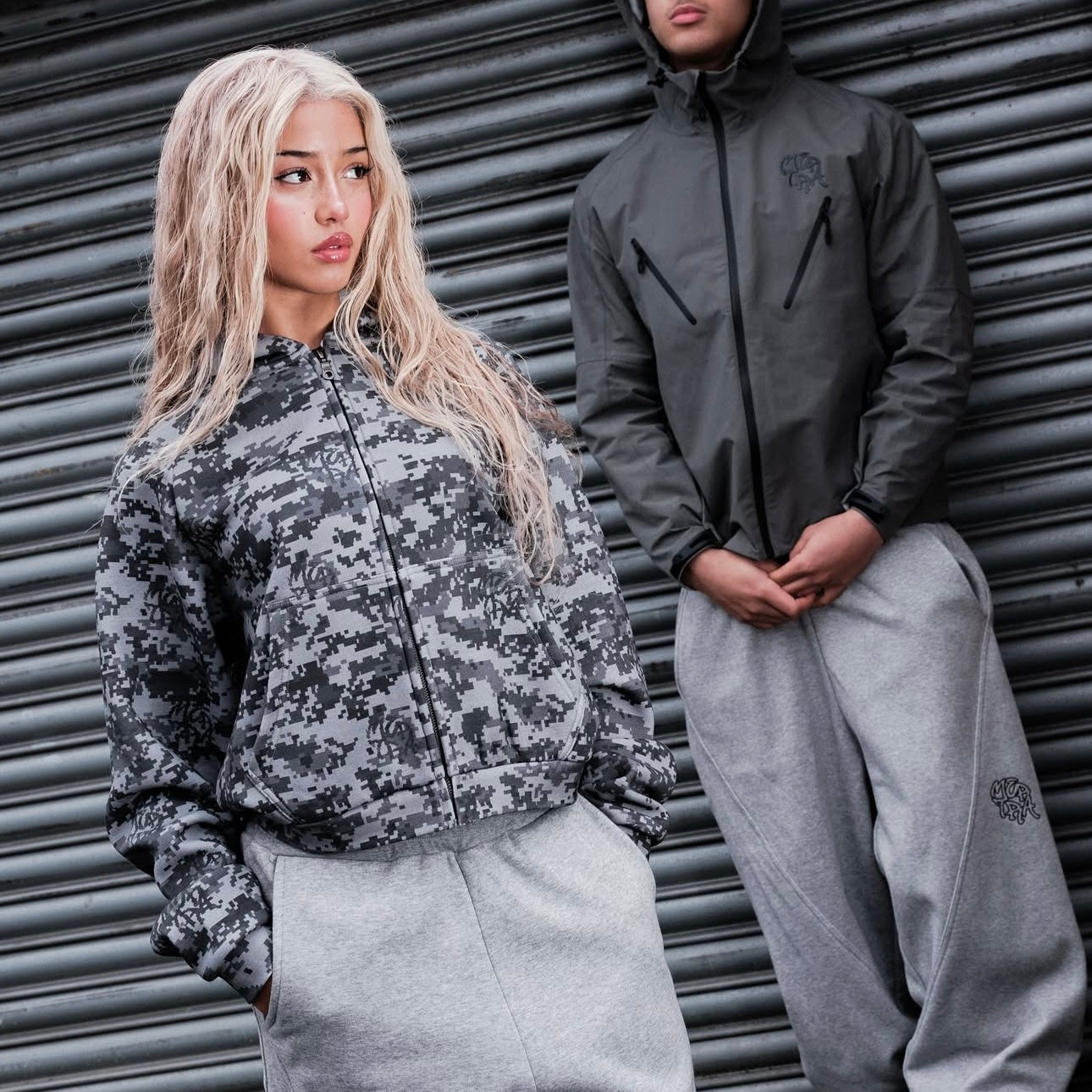 Mertra Glitch Zip Hoodie - (CAMO)