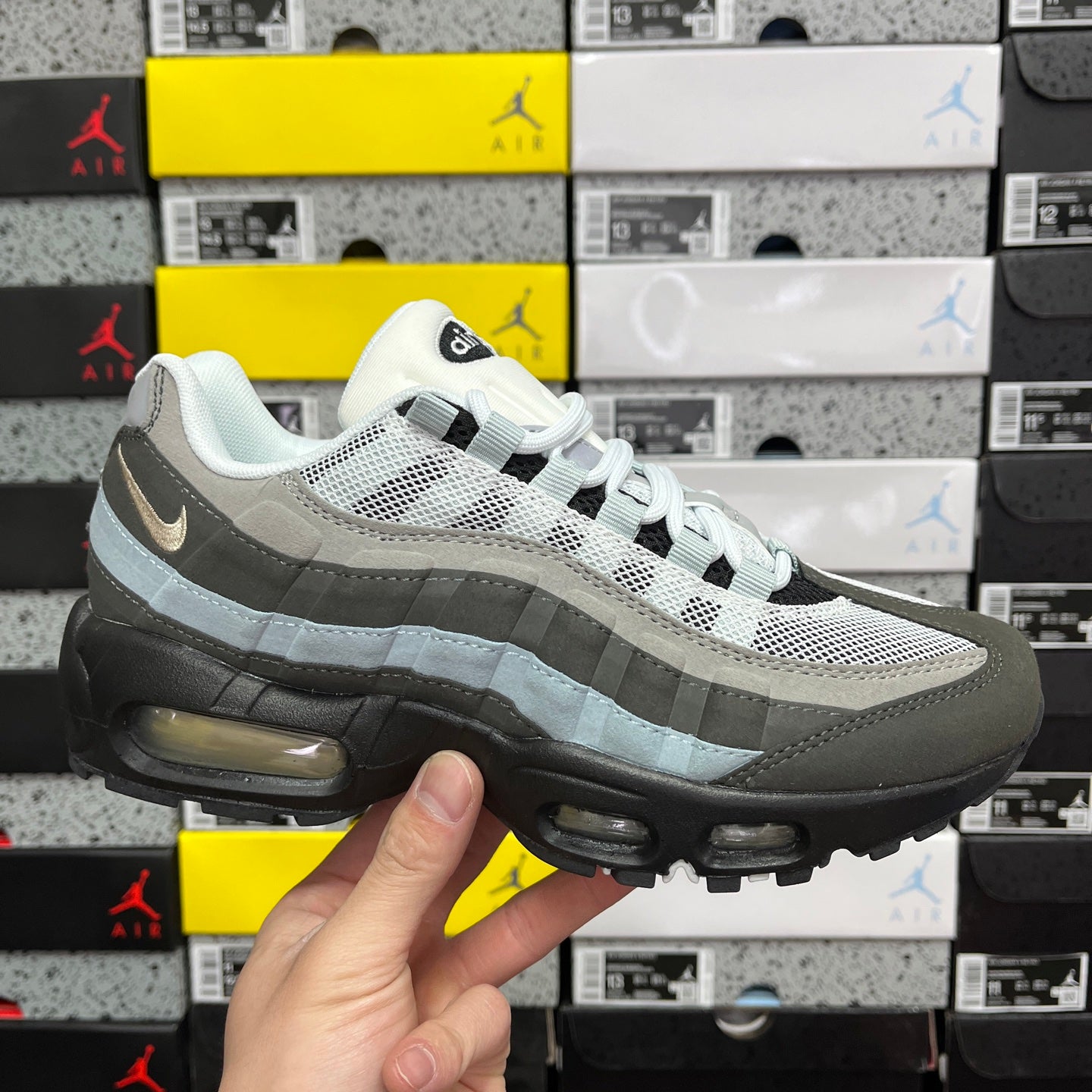 Nike Air Max 95 Essential Triple Black White Granite