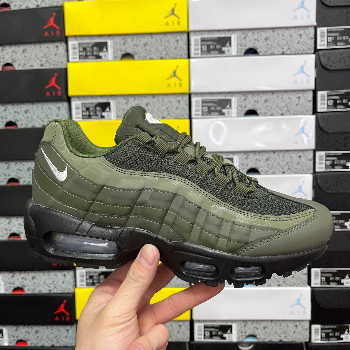Nike Air Max 95 Essential Triple Army Green
