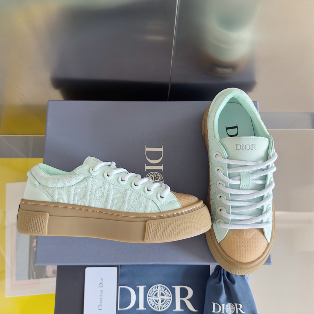 Dior B33 Mint/Suede