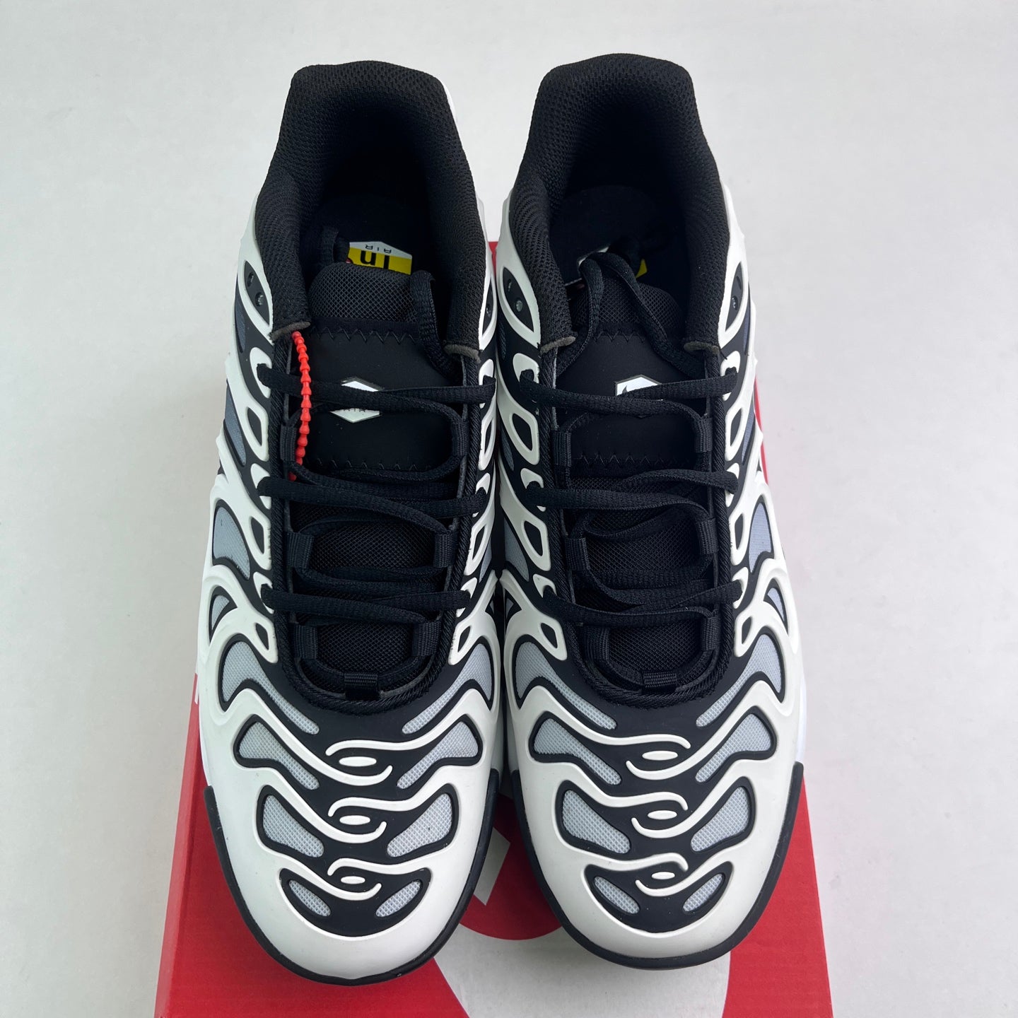 Nike Air Max Plus Drift White Black