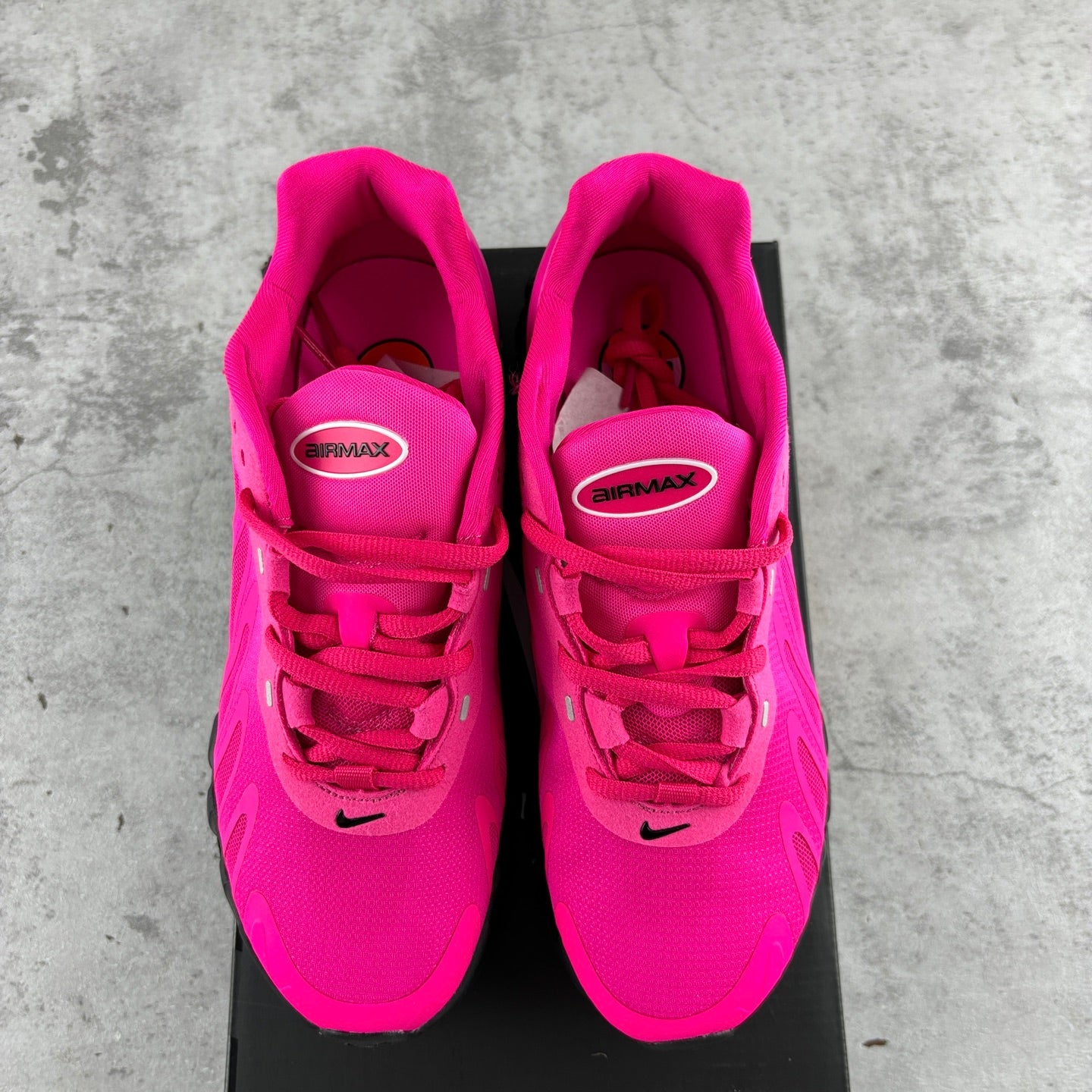 Nike Air Max DN8 Fuchsia Black