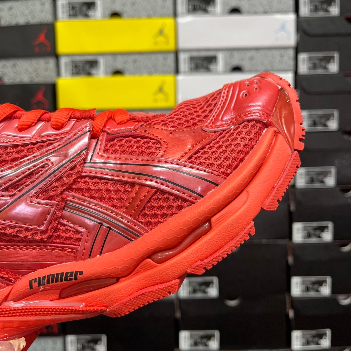 Balenciaga Runner 7.0 - (VOLCANO RED)
