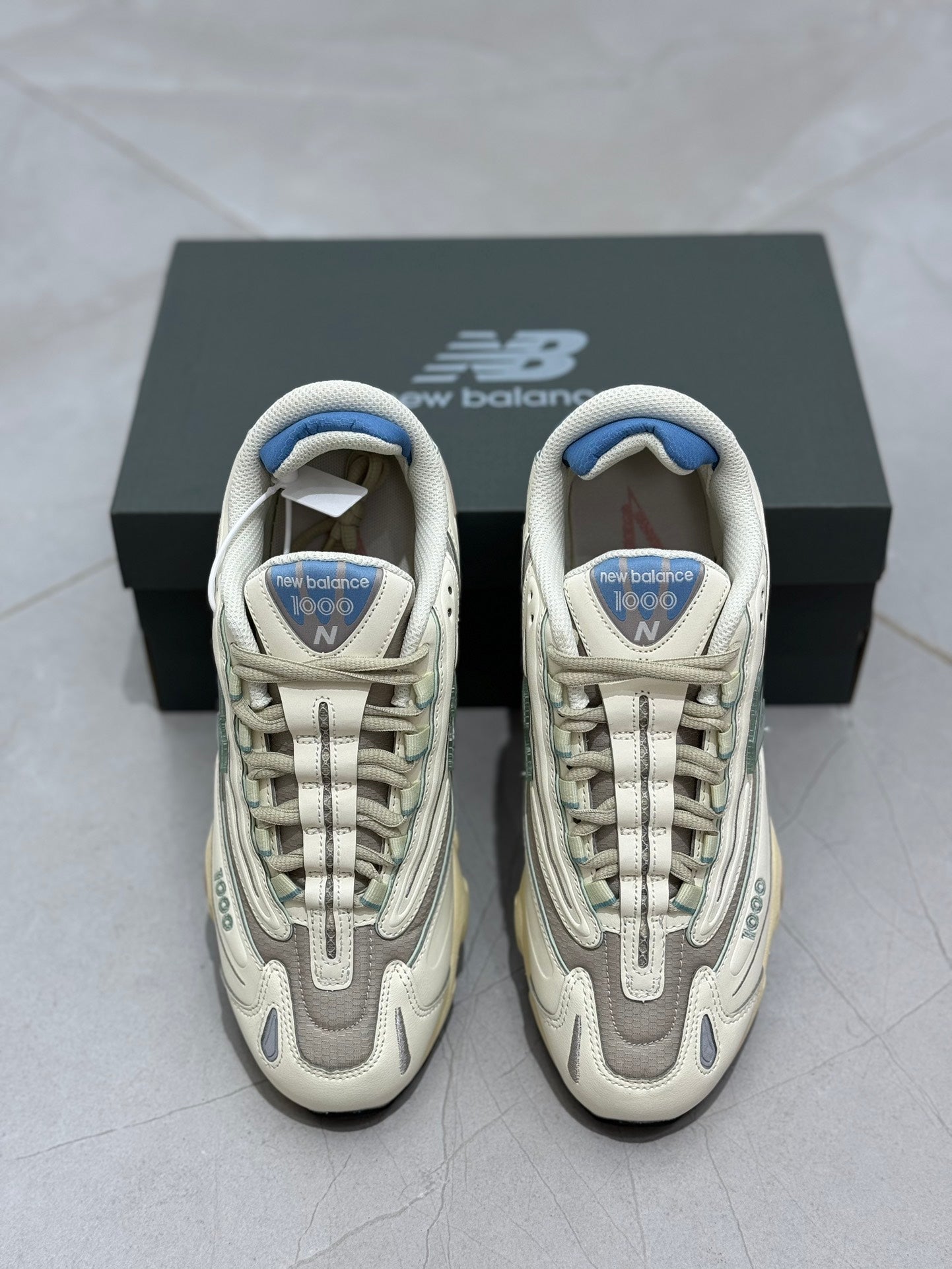 New Balance 1000 - (ANGORA MOONROCK)