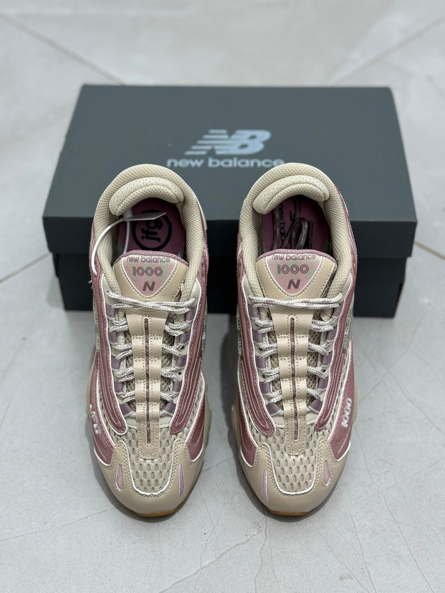 New Balance 1000 - (PINK MINK)