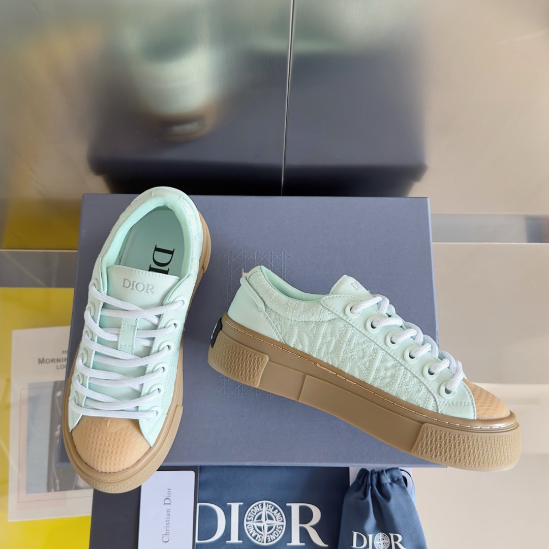 Dior B33 Mint/Suede