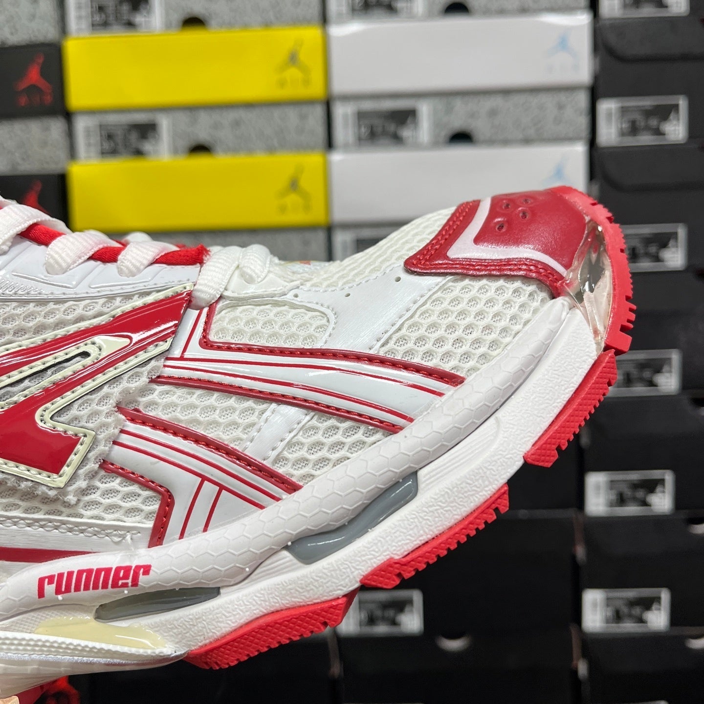 Balenciaga Runner 7.0 White Red