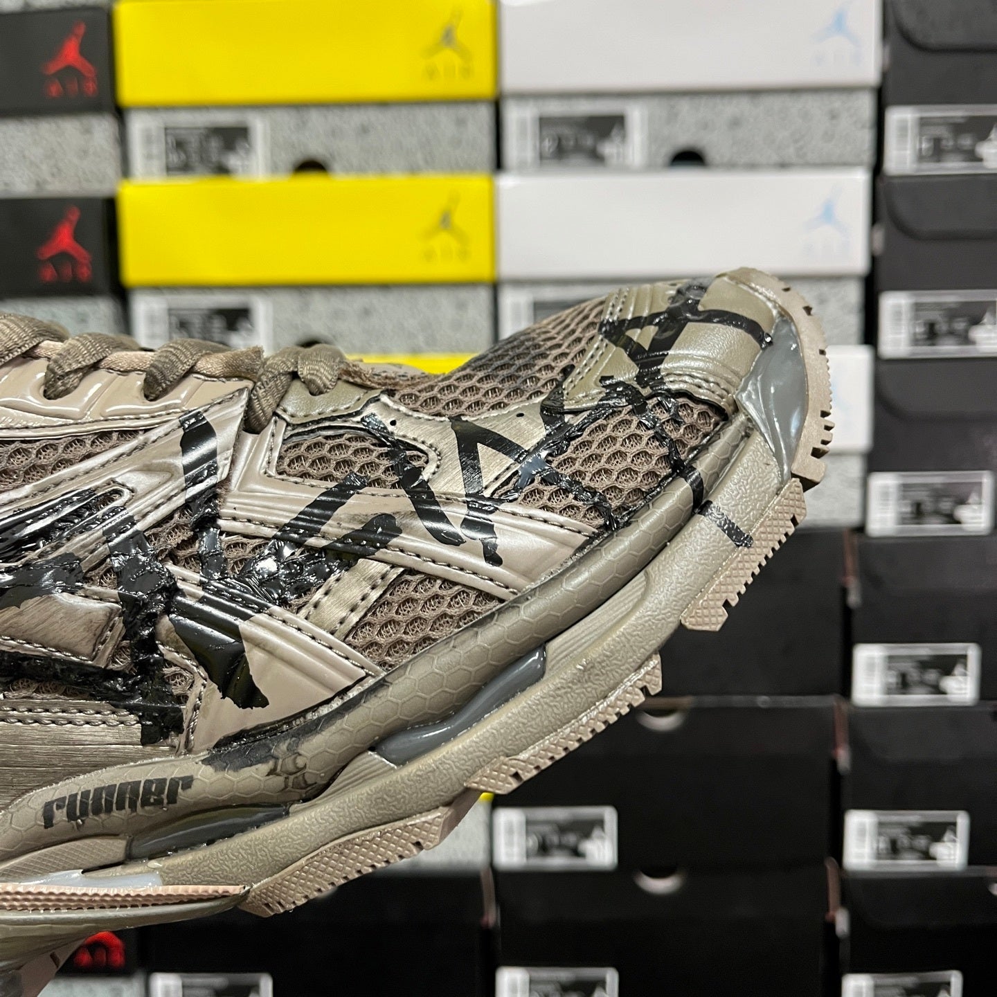 Balenciaga Runner 7.0 Earth Graffiti