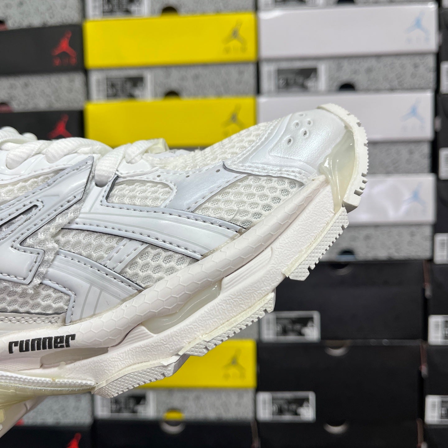 Balenciaga Runner 7.0 - (WHITE LIGHT GREY)