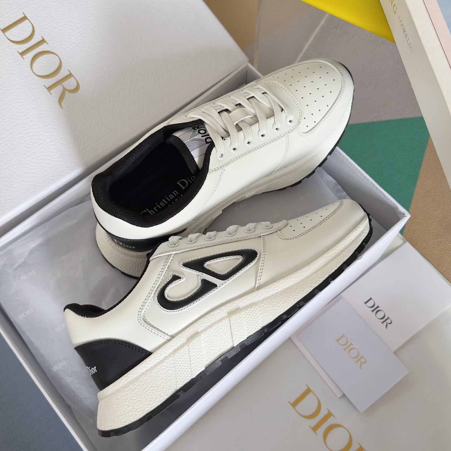 Dior Run'n White Black