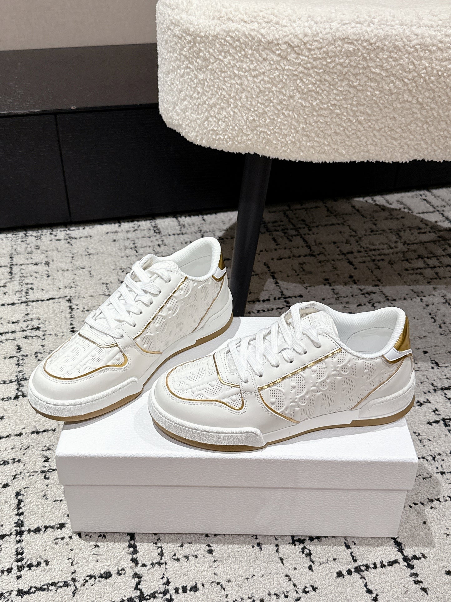 Dior One White Gold