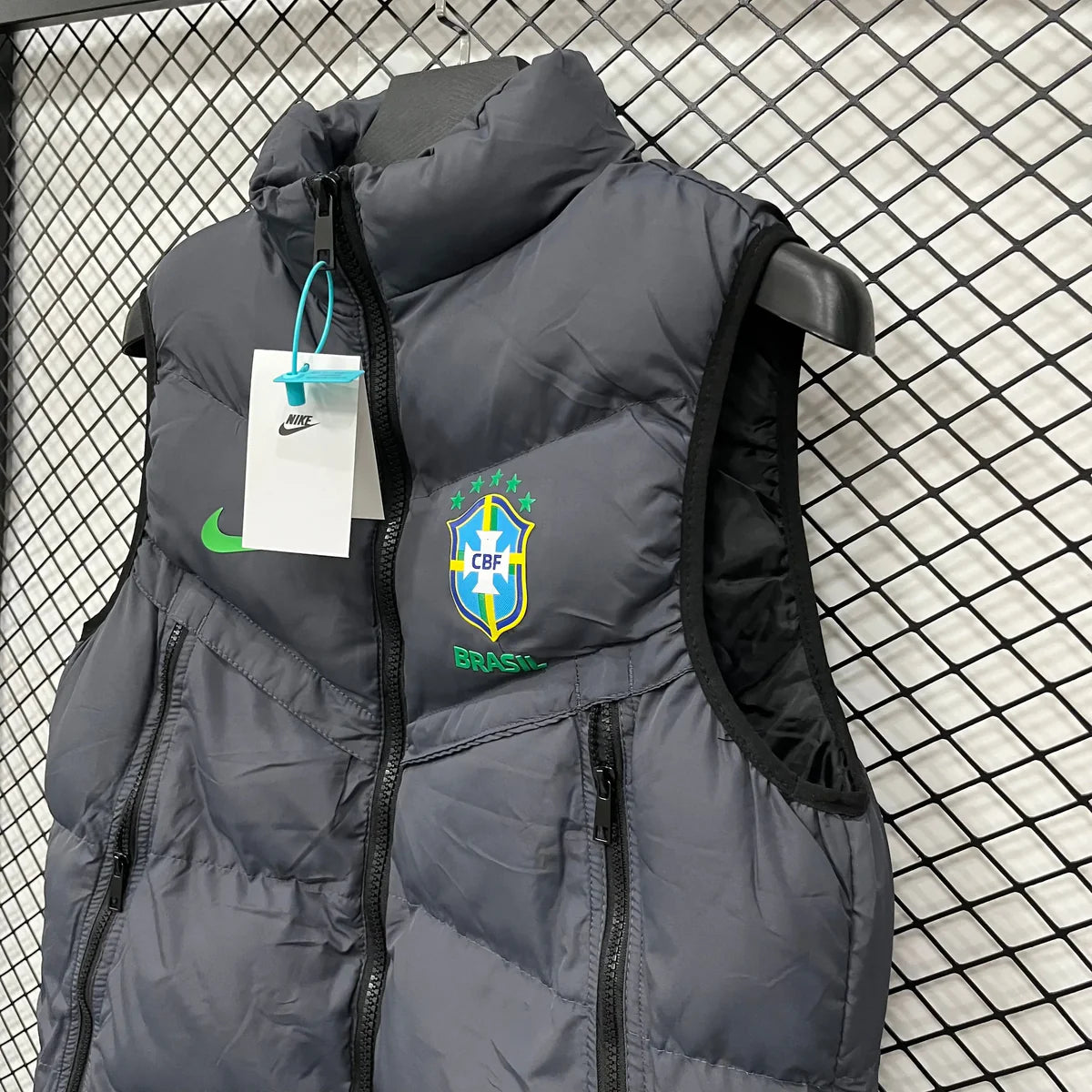 Nike Brazil Puffer Vest Dark Grey
