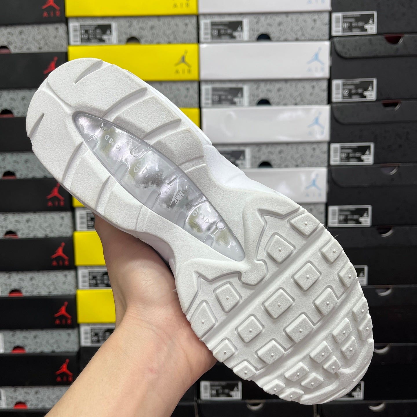 Nike Air Max 95 Essential Triple All White