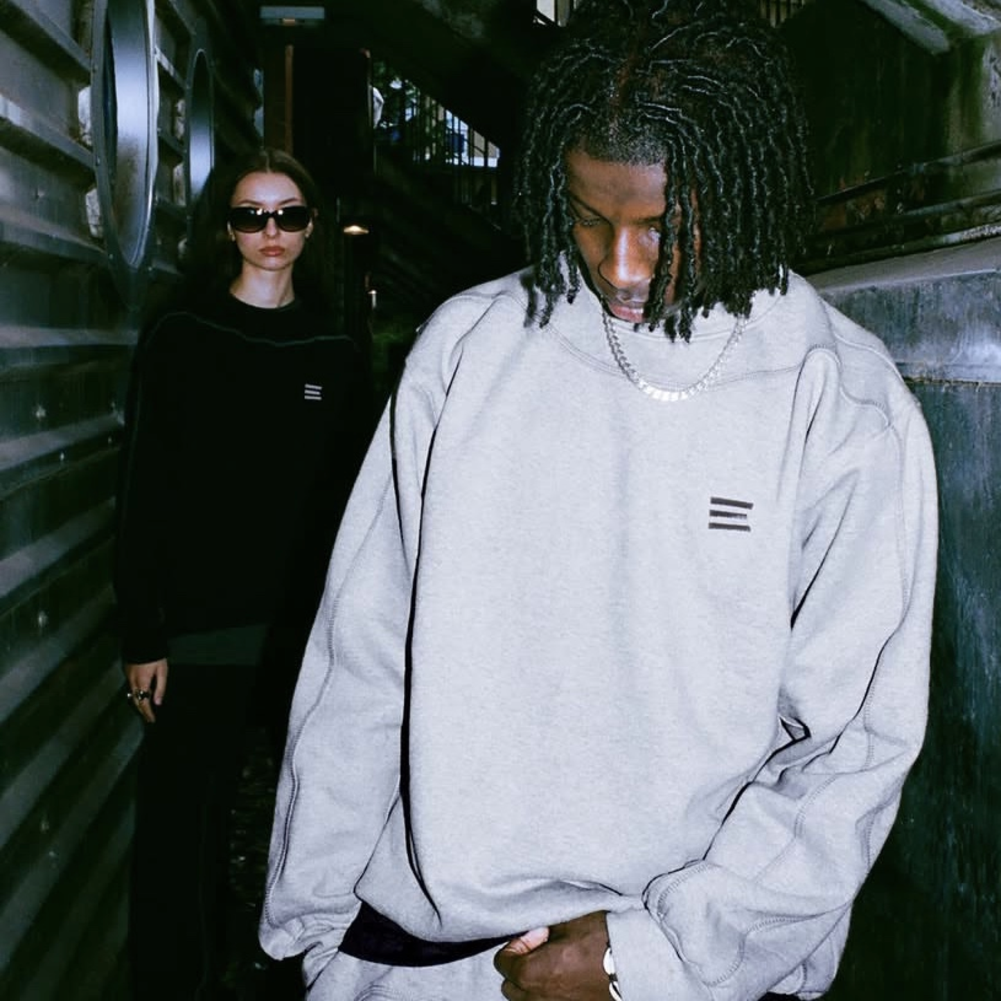 Kroen Crewneck - (GREY)