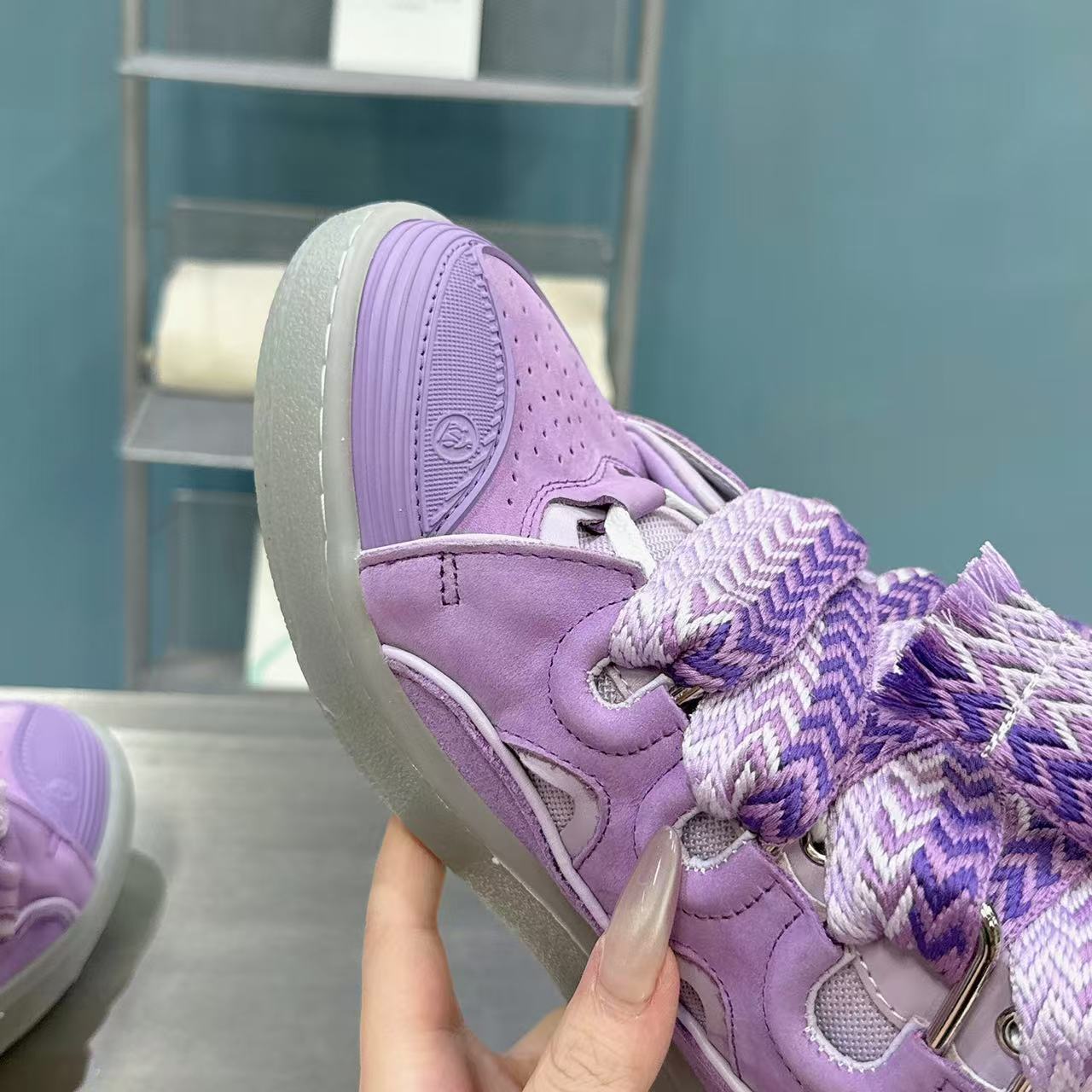 Lanvin Curb - (LILAS)