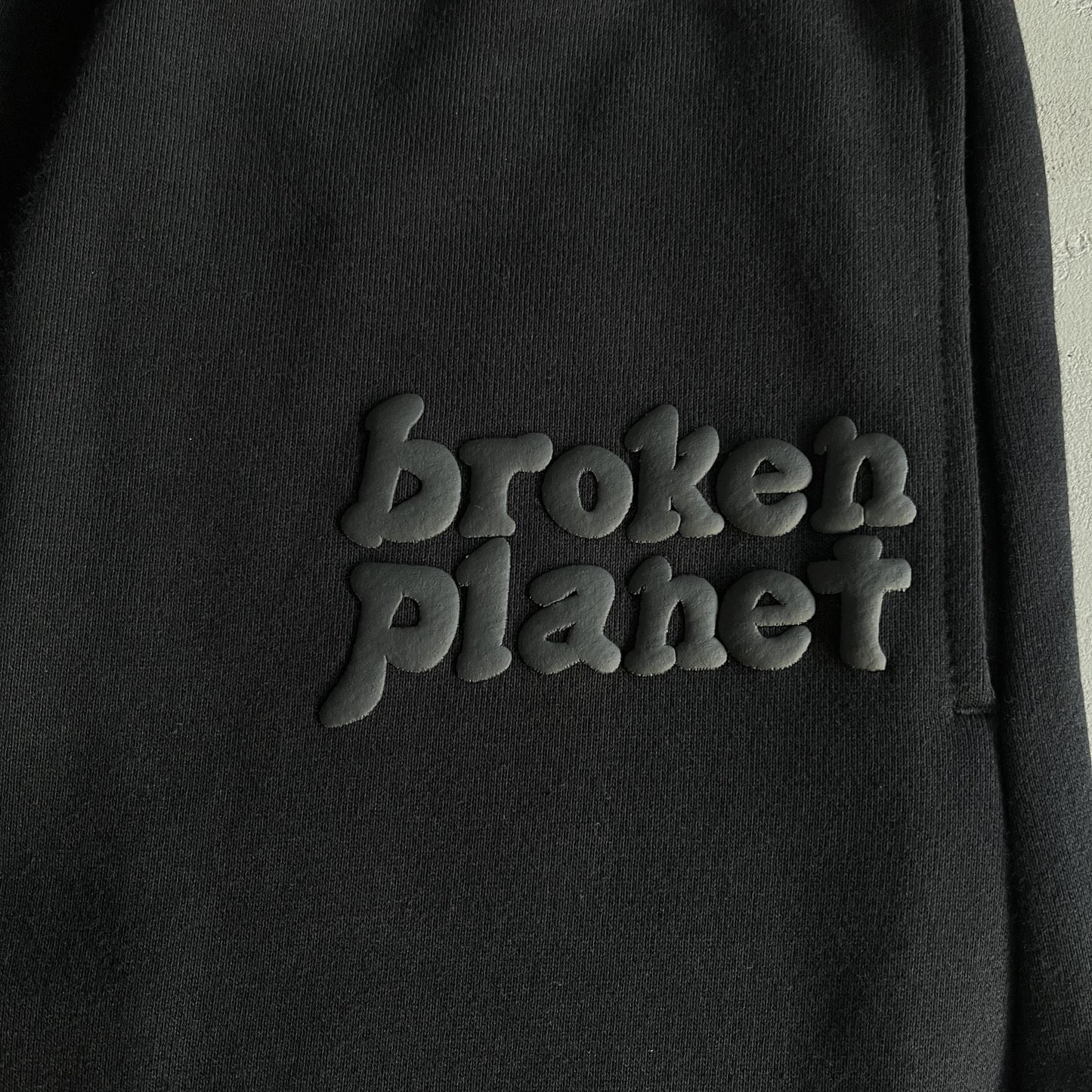 Broken Planet Classic Jogging - (BLACK)
