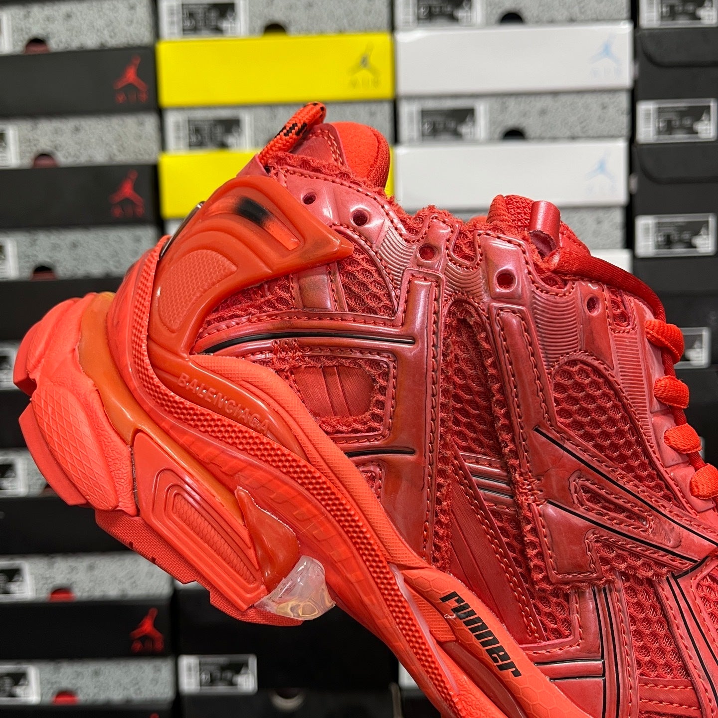Balenciaga Runner 7.0 - (VOLCANO RED)