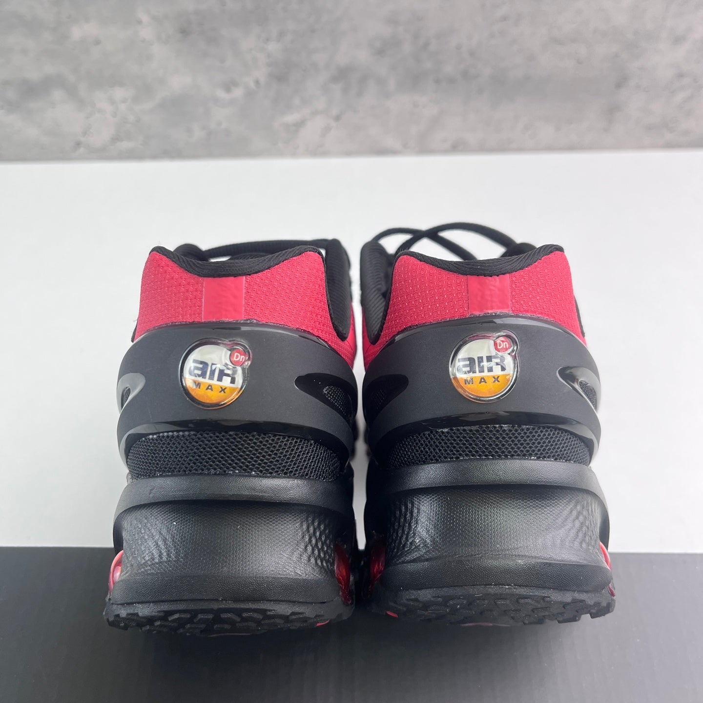 Nike Air Max DN8 Light Red Black