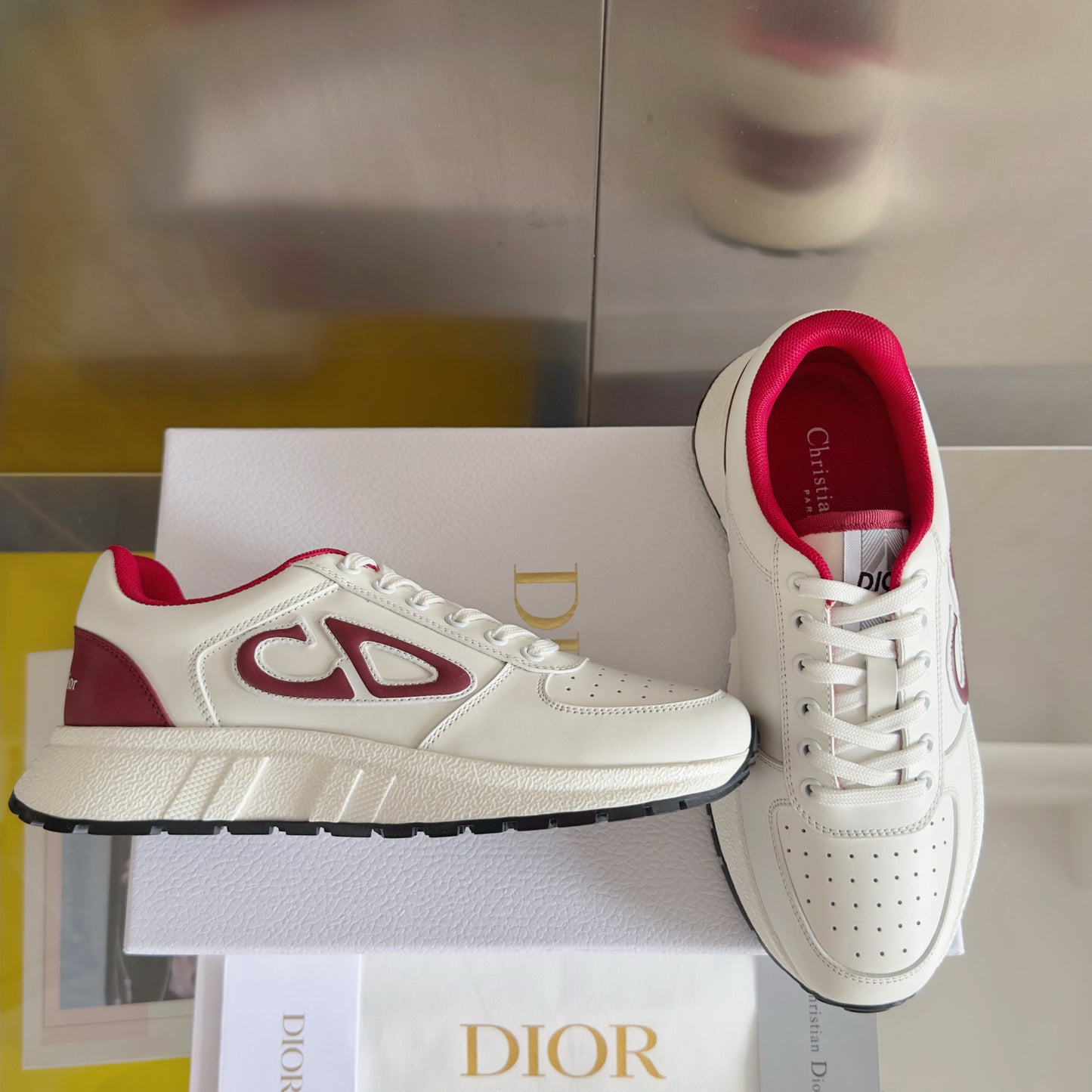 Dior Run'n White Red