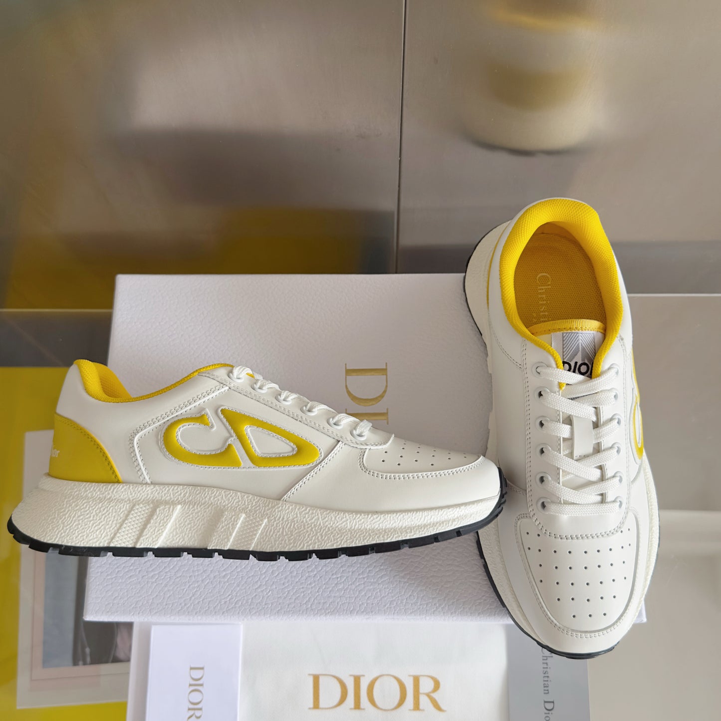Dior Run'n White Yellow