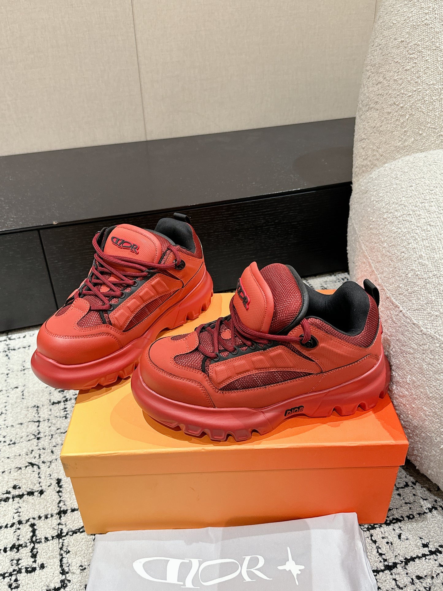 Dior x Lewis Hamilton Snow Derby Red
