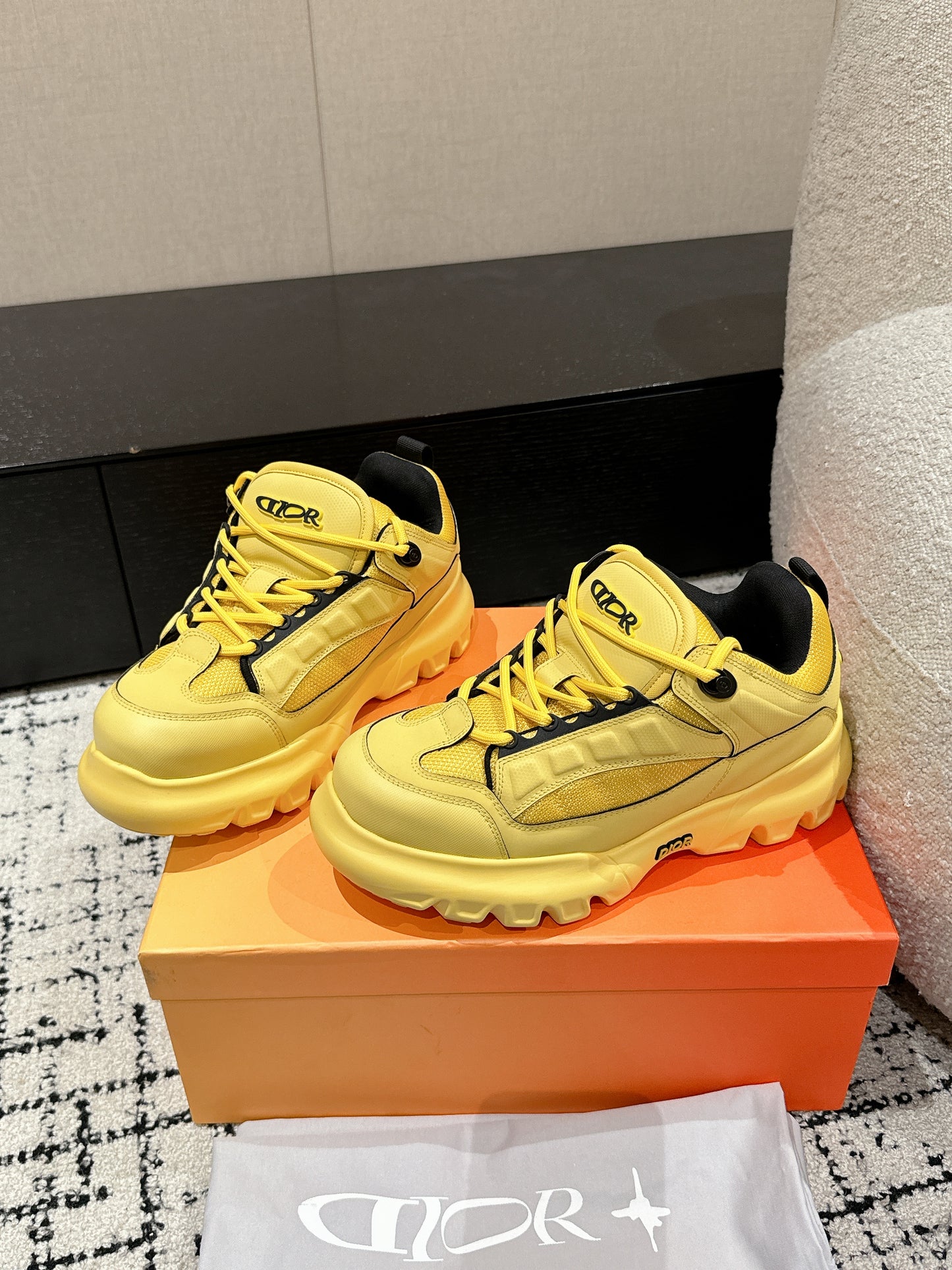 Dior x Lewis Hamilton Snow Derby Yellow