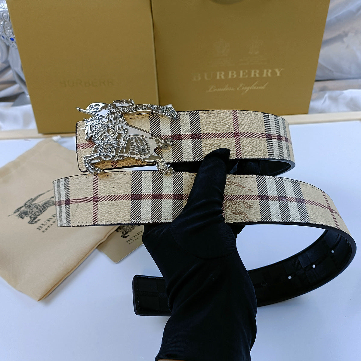 Burberry Vintage King Belt Silver