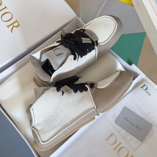 Dior Roadie White Black