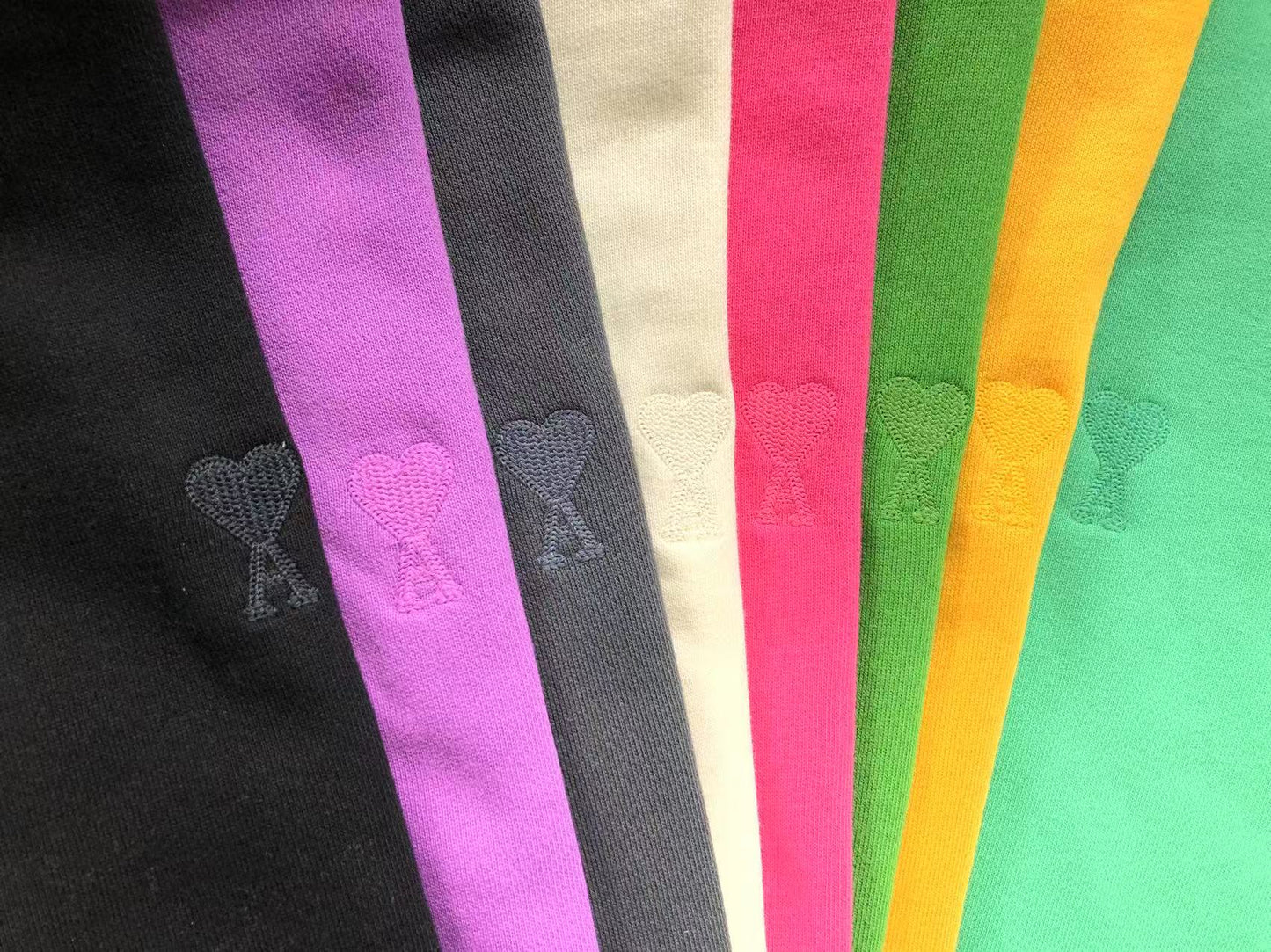 AMI Paris Classic Heart Hoodie - (FUCHSIA)