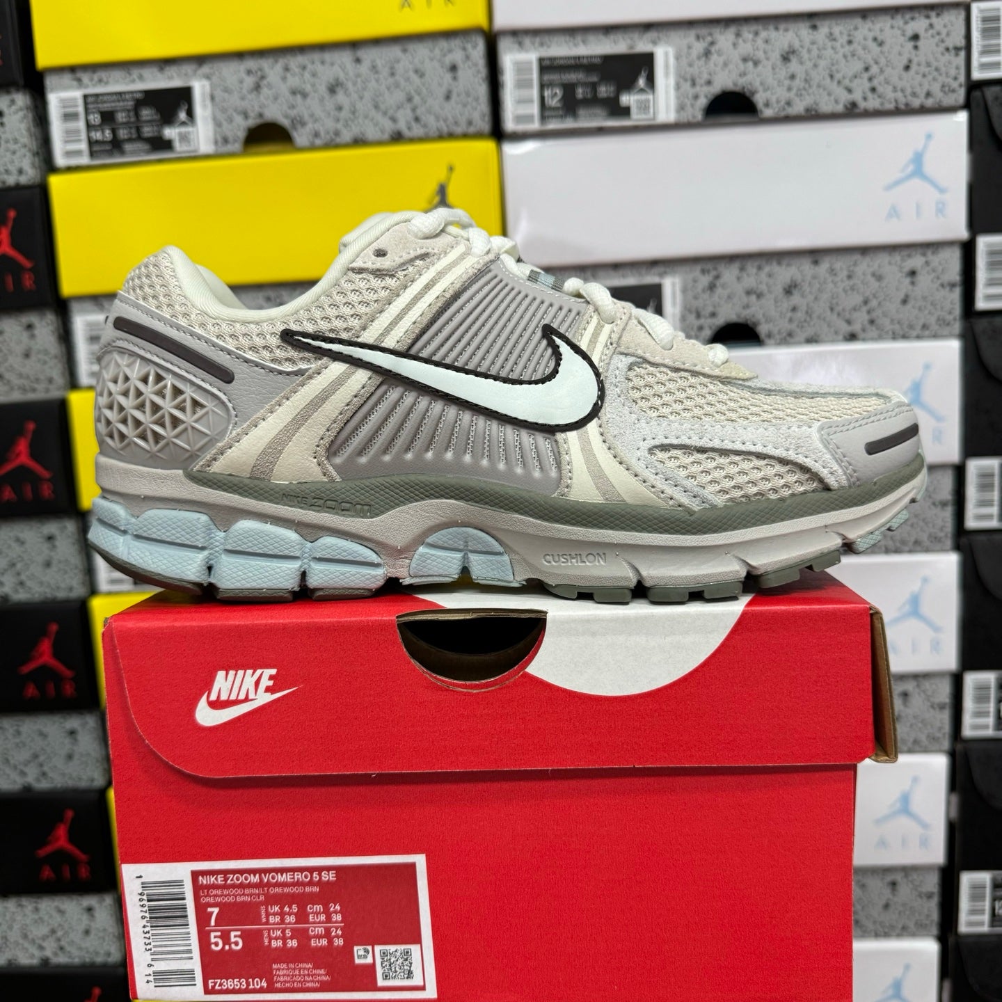 Nike Vomero 5 Orewood Grey