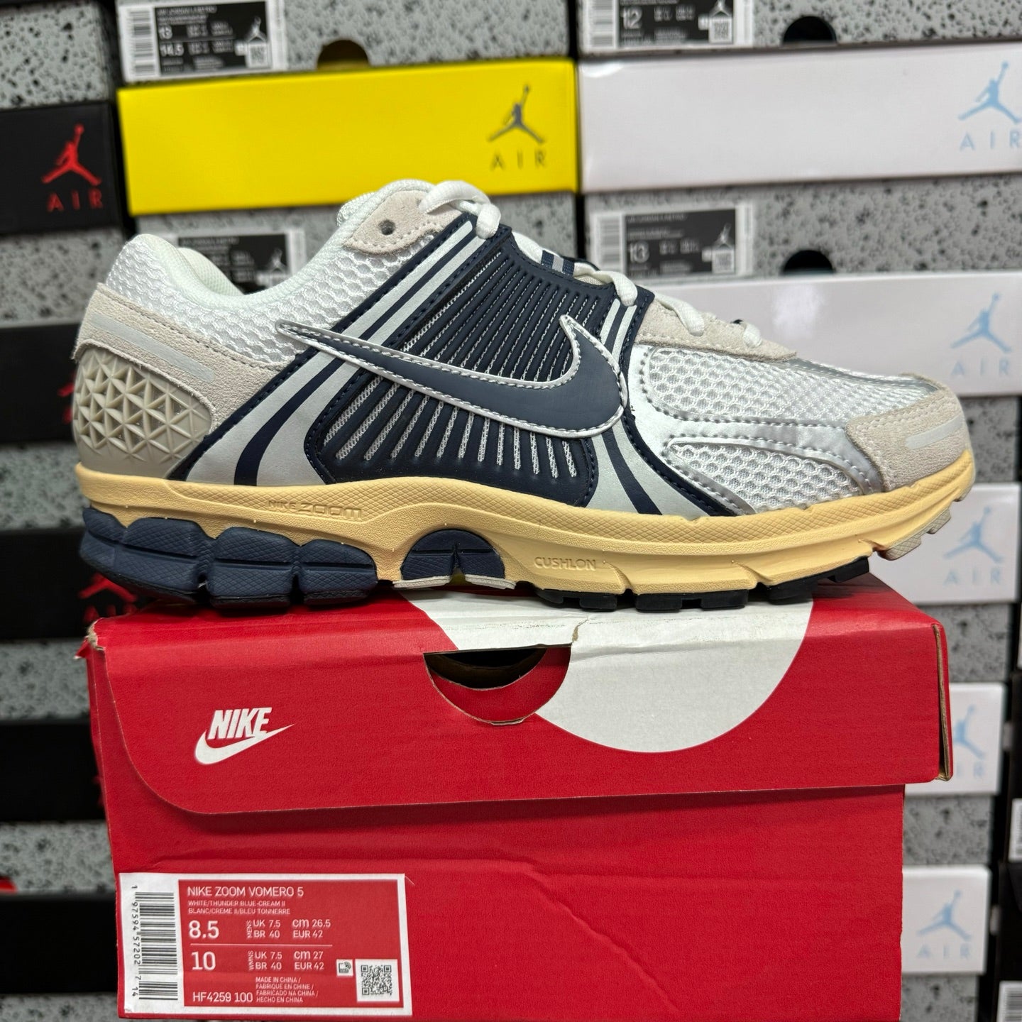 Nike Vomero 5 Navy Cream Sesame