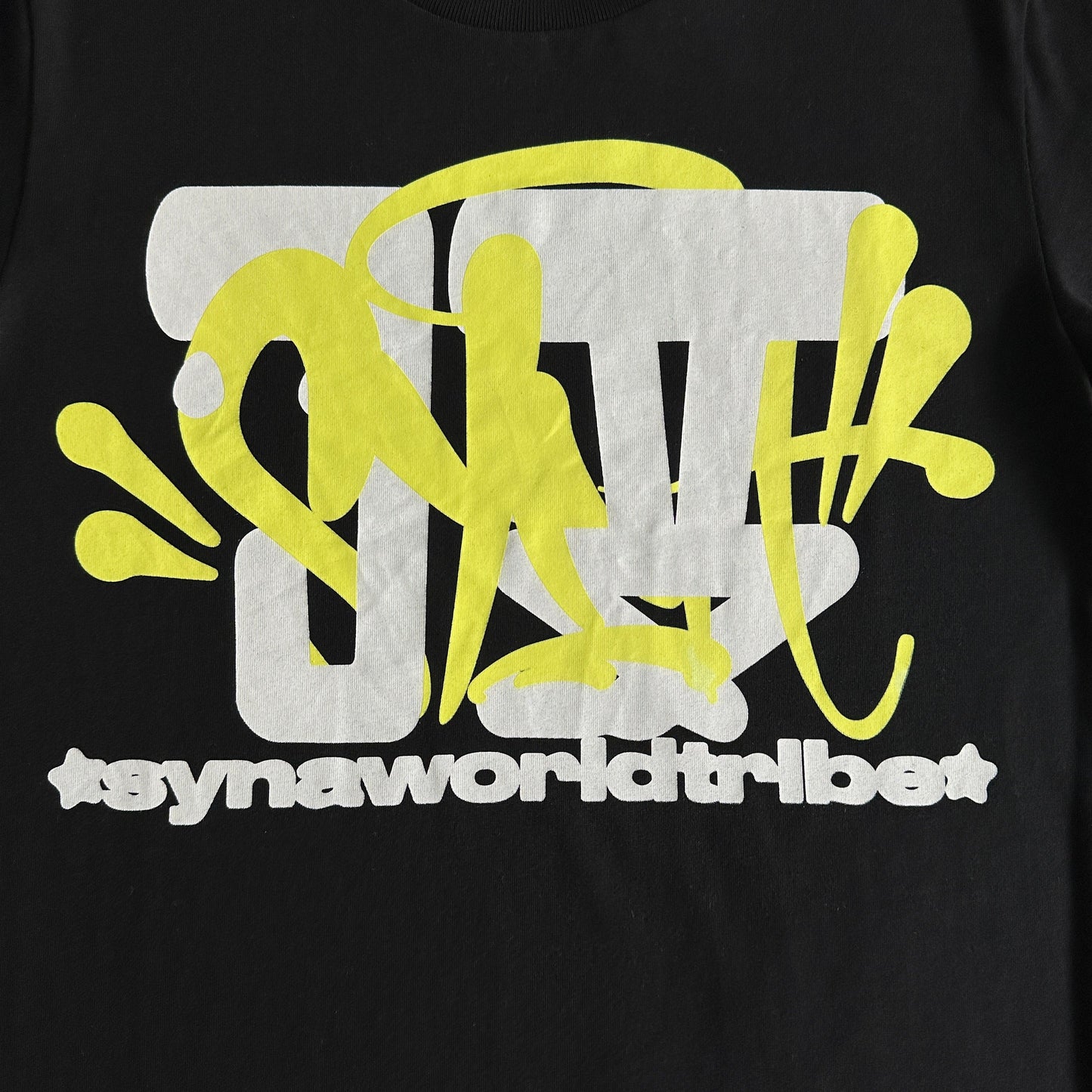 Syna Phantom Tee - (BLACK)