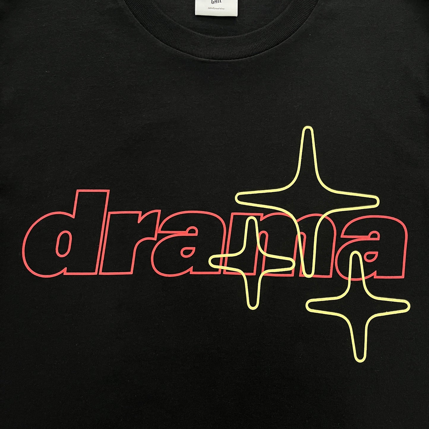 Drama Call Stars Tee - (BLACK/RED)