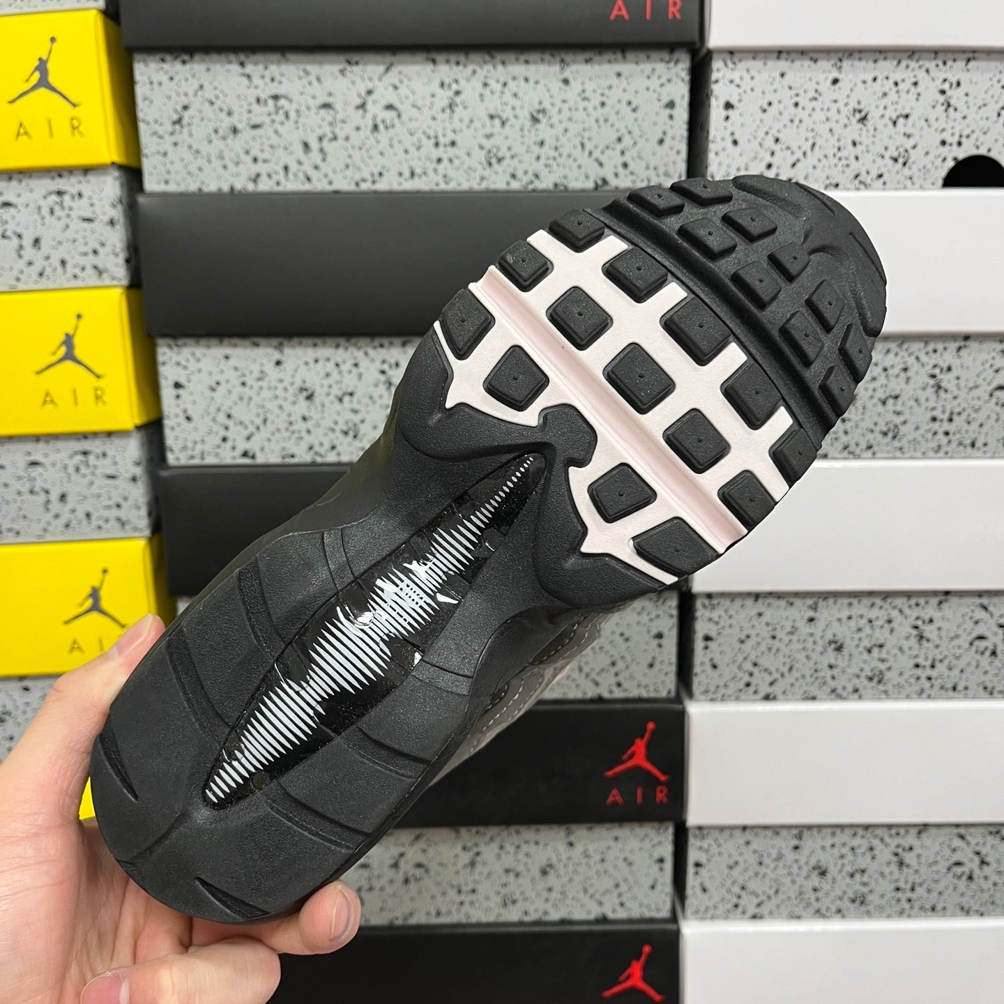 Nike Air Max 95 Essential Black Grey Pink