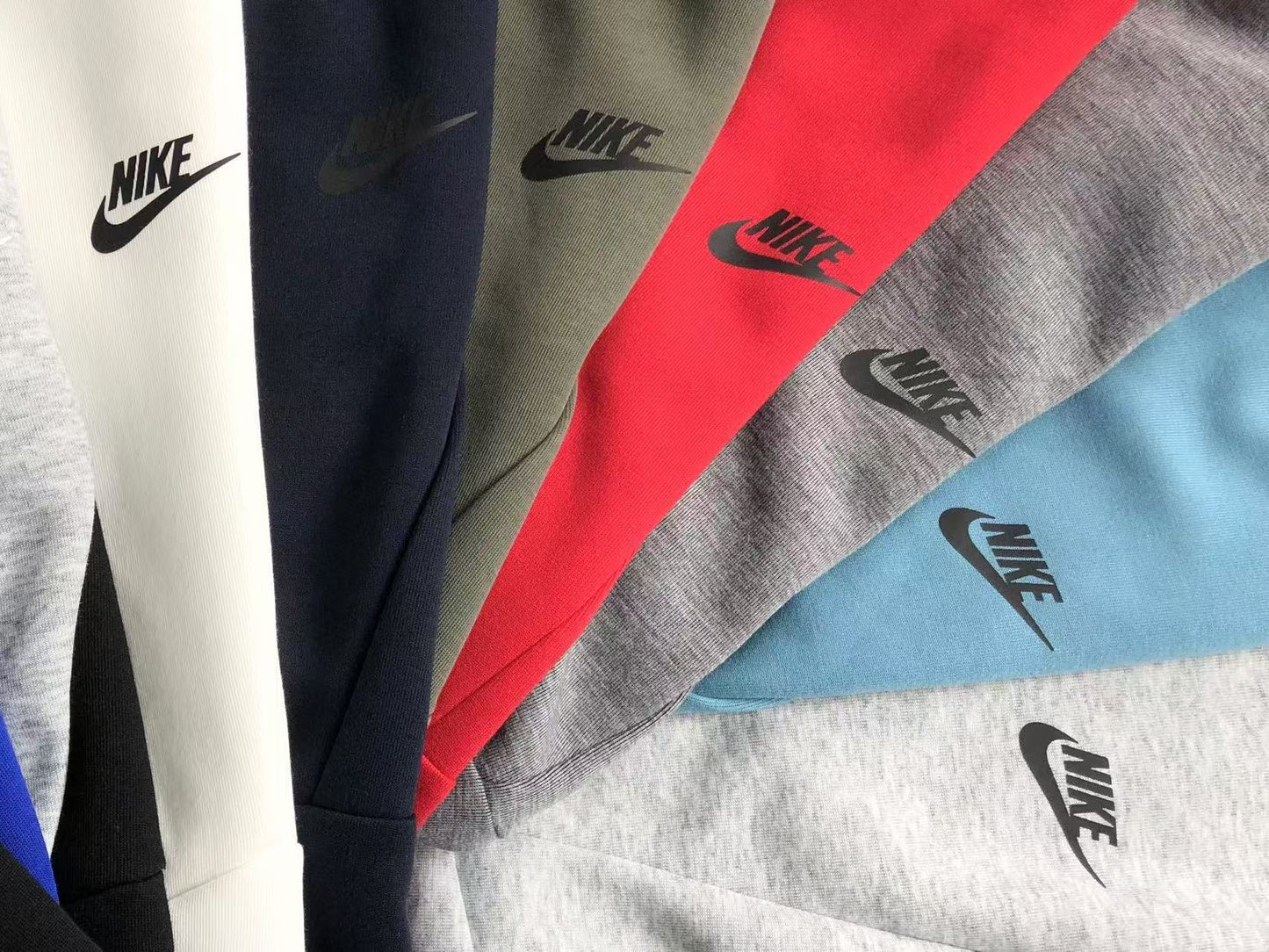 Nike Tech Fleece 2024 Jogging - (RED)