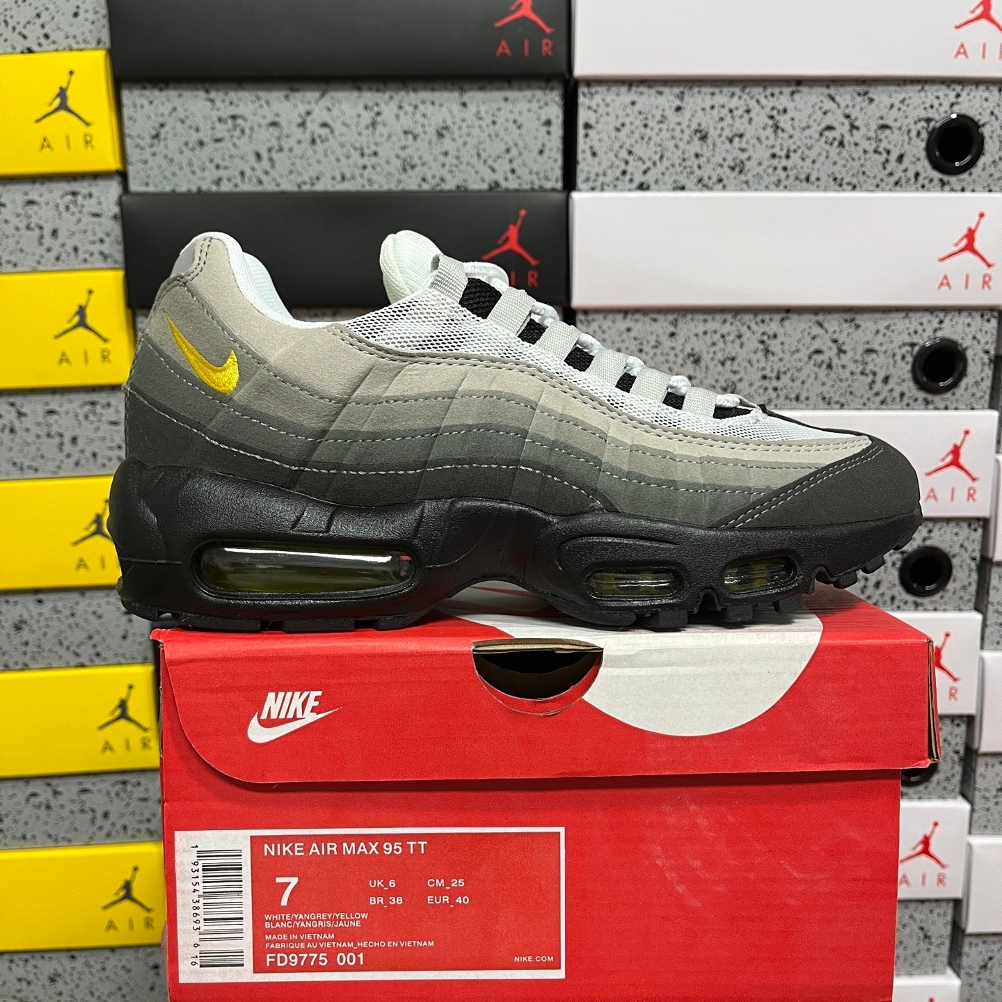 Nike Air Max 95 Black Laser Orange