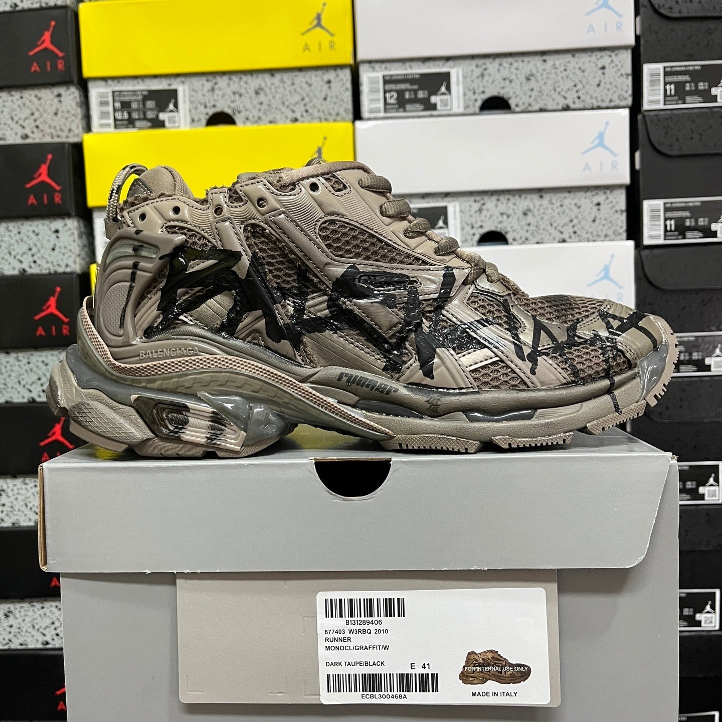 Balenciaga Runner 7.0 Earth Graffiti