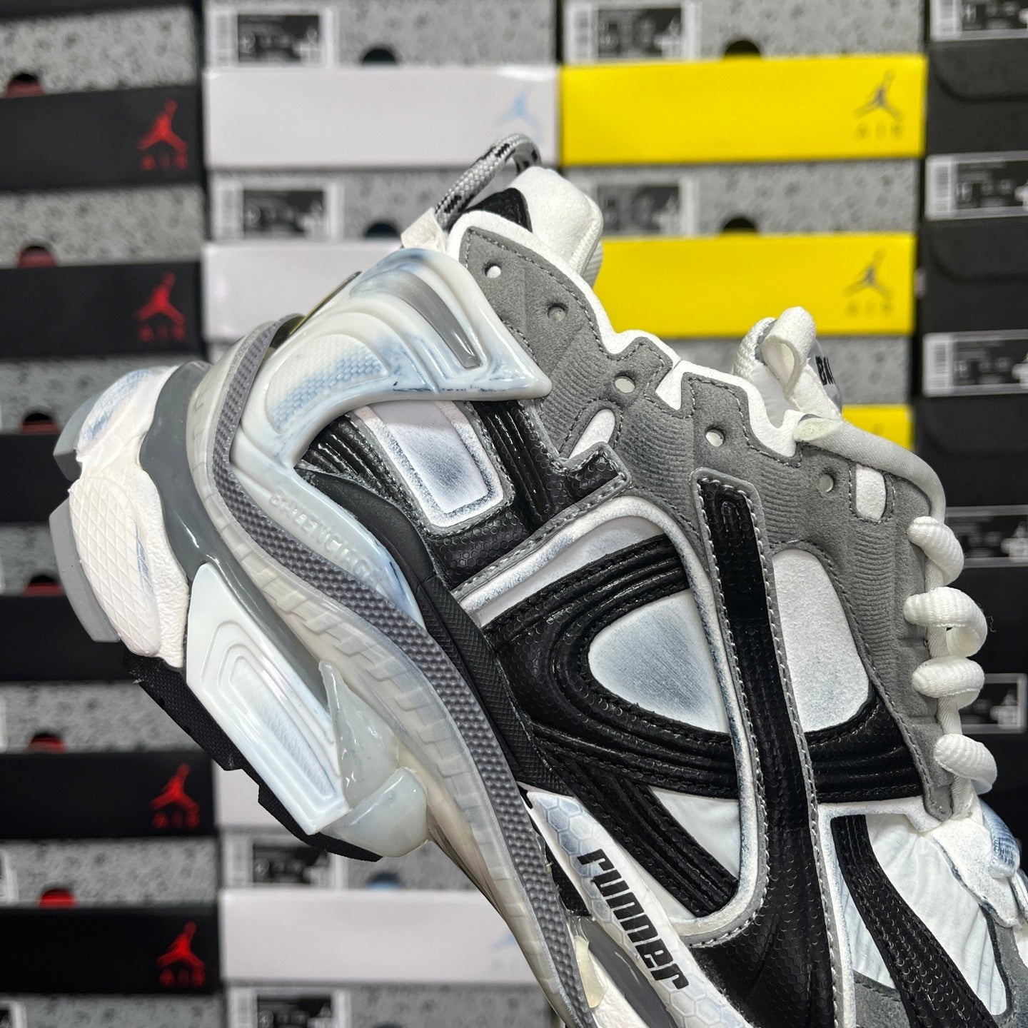 Balenciaga Runner 7.5 Grey Black White