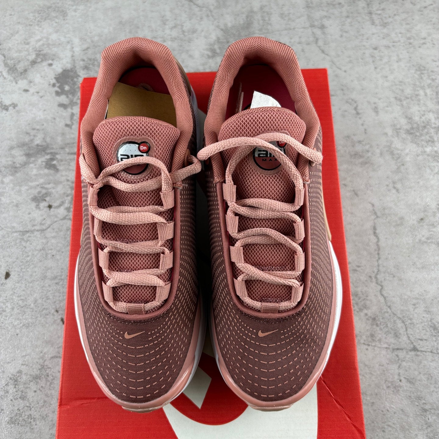 Nike Air Max DN Light Peach Pink