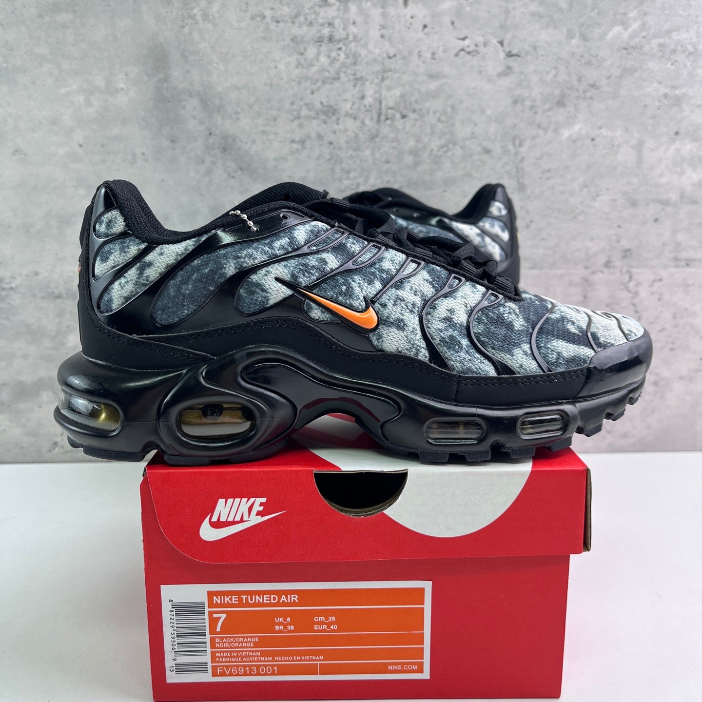 Nike Air Max Plus TN Orange Camo