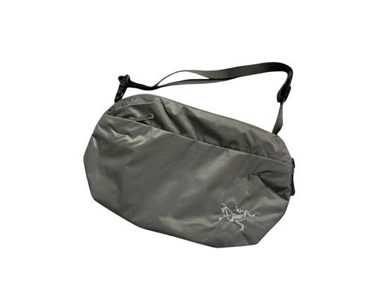 Arc'Teryx Mantis 2 Bag - (GREY)