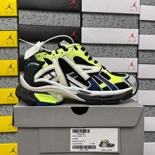 Balenciaga Runner 7.5 Cream Black Green